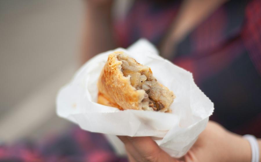 Handheld pasty