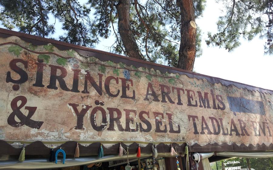 sign in Turkey