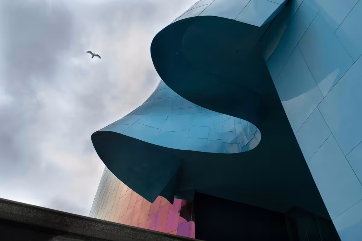 Curves at Seattle's MOPOP museum